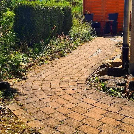 Lichtdurchflutetes - Kaeppele Homestay Waldbuttelbrunn